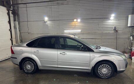 Ford Focus II рестайлинг, 2005 год, 400 000 рублей, 4 фотография