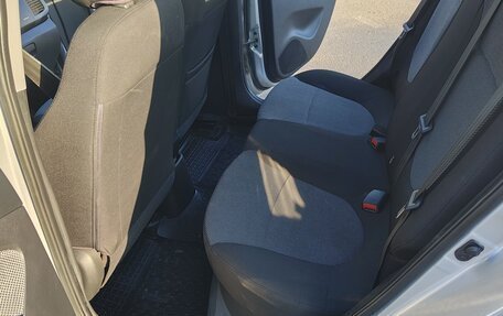 Hyundai Solaris II рестайлинг, 2013 год, 680 000 рублей, 8 фотография