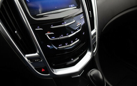 Cadillac SRX II рестайлинг, 2013 год, 1 399 000 рублей, 13 фотография