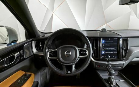 Volvo XC60 II, 2018 год, 2 739 000 рублей, 20 фотография