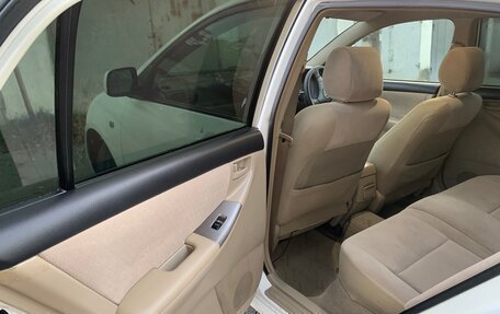 Toyota Corolla, 2005 год, 599 000 рублей, 11 фотография