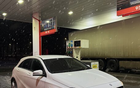 Mercedes-Benz A-Класс, 2013 год, 950 000 рублей, 2 фотография