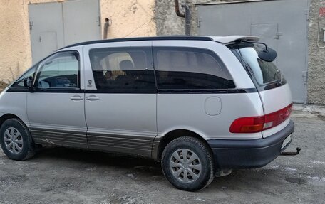 Toyota Estima III рестайлинг -2, 1993 год, 412 000 рублей, 4 фотография