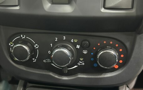 Renault Duster I рестайлинг, 2017 год, 970 000 рублей, 9 фотография