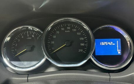 Renault Duster I рестайлинг, 2017 год, 970 000 рублей, 6 фотография