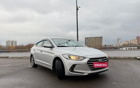 Hyundai Elantra VI рестайлинг, 2017 год, 1 190 000 рублей, 3 фотография