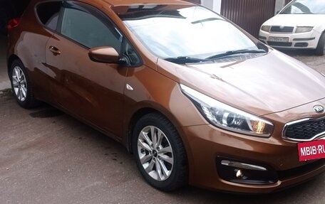 KIA cee'd III, 2015 год, 990 000 рублей, 3 фотография