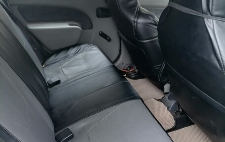 Renault Logan I, 2006 год, 300 000 рублей, 7 фотография