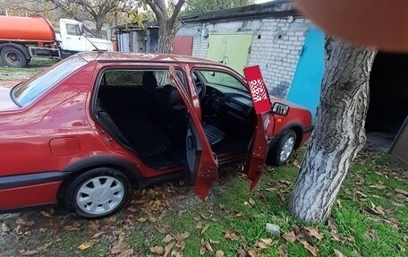 Volkswagen Vento, 1992 год, 305 000 рублей, 7 фотография