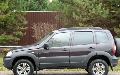 Chevrolet Niva I рестайлинг, 2017 год, 695 000 рублей, 1 фотография