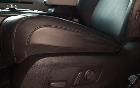 KIA Carnival, 2022 год, 4 700 000 рублей, 2 фотография