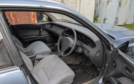 Toyota Crown, 1993 год, 560 000 рублей, 9 фотография