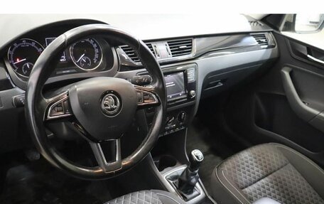 Skoda Rapid I, 2017 год, 875 600 рублей, 6 фотография