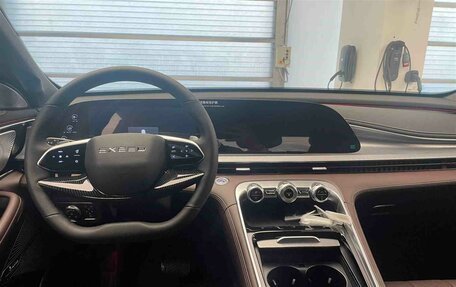 CheryExeed TXL, 2024 год, 3 800 000 рублей, 9 фотография