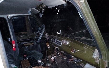 ЛуАЗ 3151, 1993 год, 340 000 рублей, 6 фотография