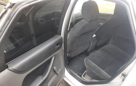 Ford Focus II рестайлинг, 2006 год, 350 000 рублей, 16 фотография