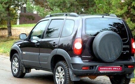 Chevrolet Niva I рестайлинг, 2017 год, 695 000 рублей, 8 фотография