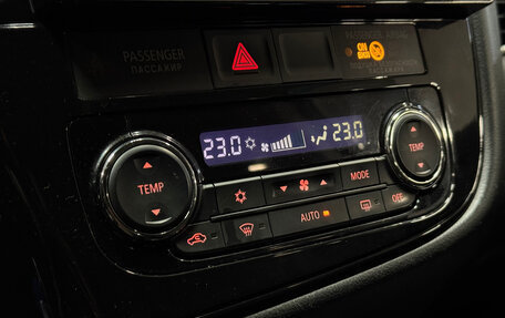 Mitsubishi Outlander III рестайлинг 3, 2017 год, 2 042 000 рублей, 18 фотография