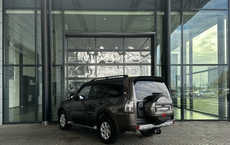 Mitsubishi Pajero IV, 2010 год, 2 120 000 рублей, 2 фотография