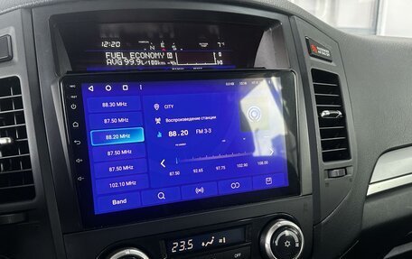 Mitsubishi Pajero IV, 2010 год, 2 120 000 рублей, 10 фотография