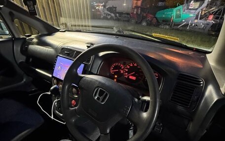 Honda Stream I рестайлинг, 2001 год, 500 000 рублей, 14 фотография