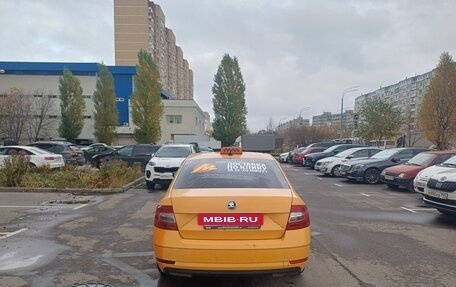 Skoda Octavia, 2019 год, 920 000 рублей, 3 фотография