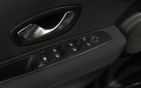 Renault Fluence I, 2011 год, 582 400 рублей, 6 фотография