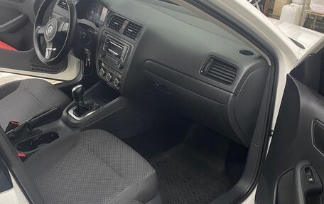 Volkswagen Jetta VI, 2014 год, 1 199 999 рублей, 4 фотография