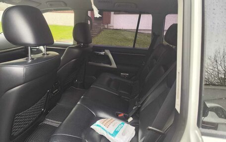 Toyota Land Cruiser 200, 2014 год, 4 300 000 рублей, 10 фотография