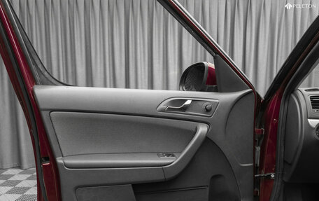 Skoda Yeti I рестайлинг, 2013 год, 990 000 рублей, 15 фотография