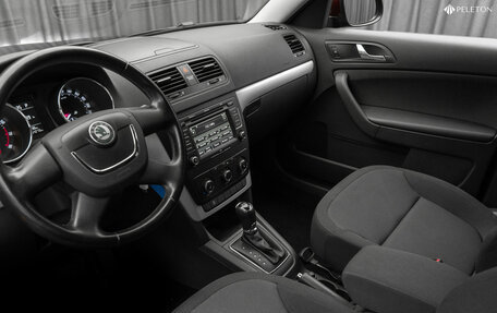 Skoda Yeti I рестайлинг, 2013 год, 990 000 рублей, 17 фотография