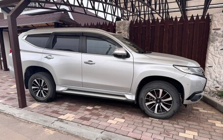 Mitsubishi Pajero Sport III рестайлинг, 2020 год, 3 670 000 рублей, 3 фотография