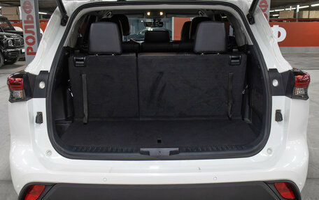 Toyota Highlander, 2021 год, 5 449 000 рублей, 10 фотография