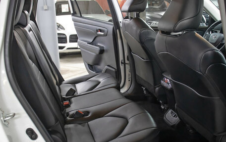 Toyota Highlander, 2021 год, 5 449 000 рублей, 13 фотография