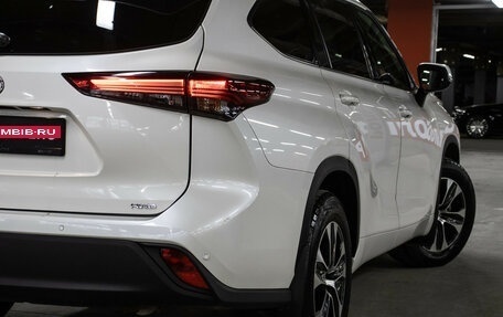 Toyota Highlander, 2021 год, 5 449 000 рублей, 24 фотография