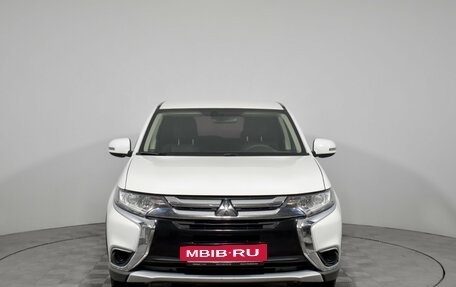 Mitsubishi Outlander III рестайлинг 3, 2017 год, 1 890 000 рублей, 2 фотография