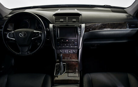 Toyota Camry, 2016 год, 2 049 000 рублей, 15 фотография