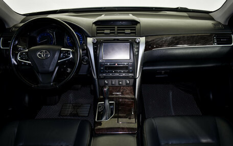 Toyota Camry, 2016 год, 2 049 000 рублей, 16 фотография