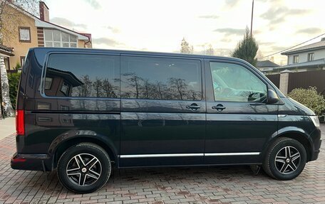 Volkswagen Caravelle T6 рестайлинг, 2018 год, 2 999 000 рублей, 6 фотография