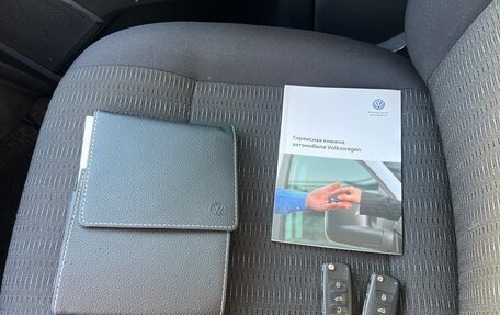Volkswagen Caravelle T6 рестайлинг, 2018 год, 2 999 000 рублей, 22 фотография