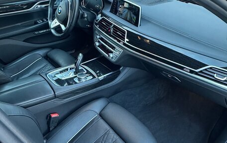 BMW 7 серия, 2016 год, 3 800 000 рублей, 4 фотография