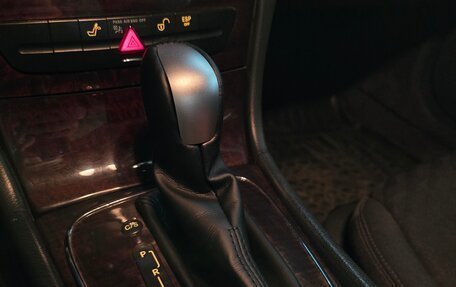 Mercedes-Benz E-Класс, 2005 год, 820 000 рублей, 10 фотография