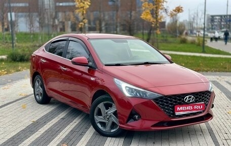 Hyundai Solaris II рестайлинг, 2021 год, 1 830 000 рублей, 1 фотография