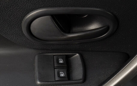 Renault Logan II, 2019 год, 1 139 000 рублей, 6 фотография