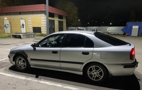 Mitsubishi Carisma I, 2002 год, 235 000 рублей, 10 фотография