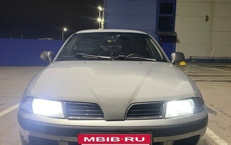 Mitsubishi Carisma I, 2002 год, 235 000 рублей, 2 фотография