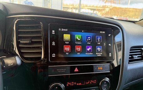 Mitsubishi Outlander III рестайлинг 3, 2019 год, 2 045 000 рублей, 15 фотография