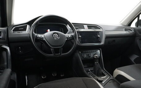 Volkswagen Tiguan II, 2019 год, 1 990 000 рублей, 9 фотография