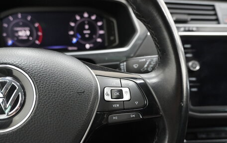 Volkswagen Tiguan II, 2019 год, 1 990 000 рублей, 11 фотография