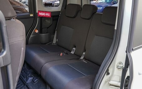 Toyota Roomy I, 2021 год, 1 380 000 рублей, 7 фотография